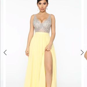 Elegant Night Out Embellished Maxi Gown - Yellow